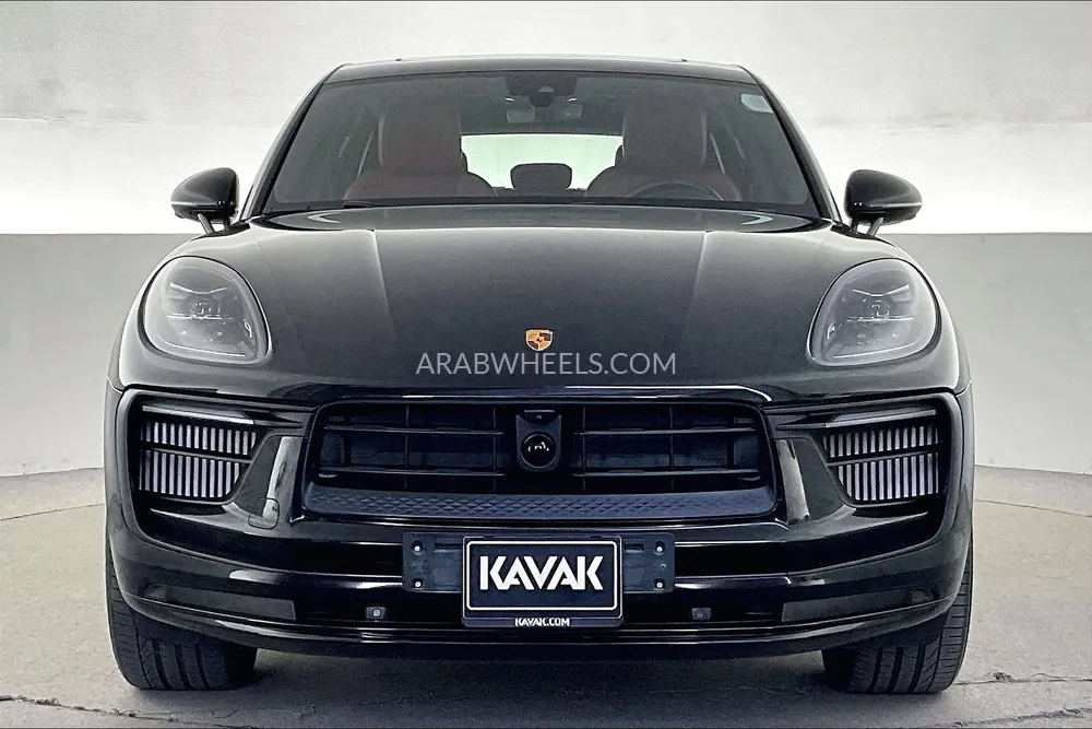 بورشه ماكان 2024 for Sale in الشارقة Image-2