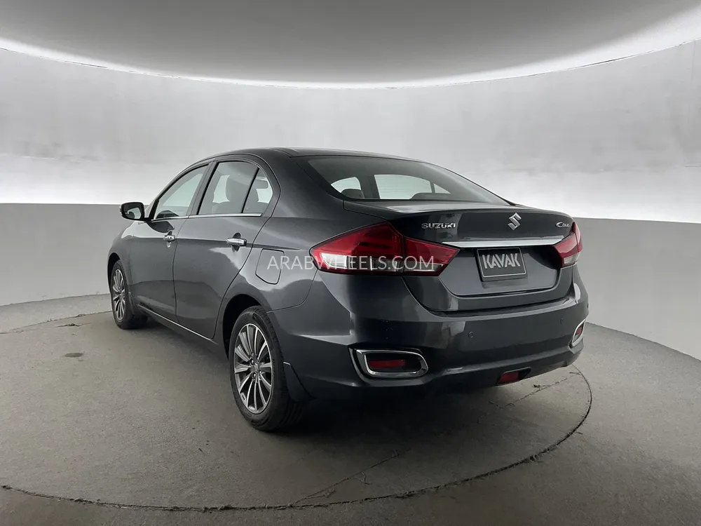 Suzuki Ciaz 2023 for Sale in Dubai Image-4