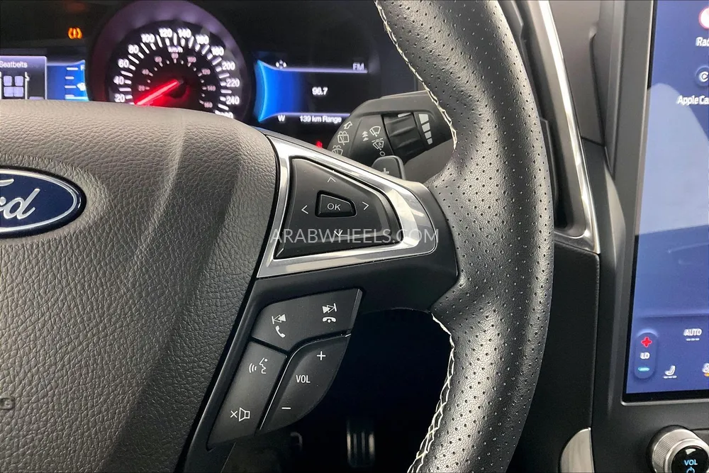 Ford Edge 2023 for Sale in Sharjah Image-22