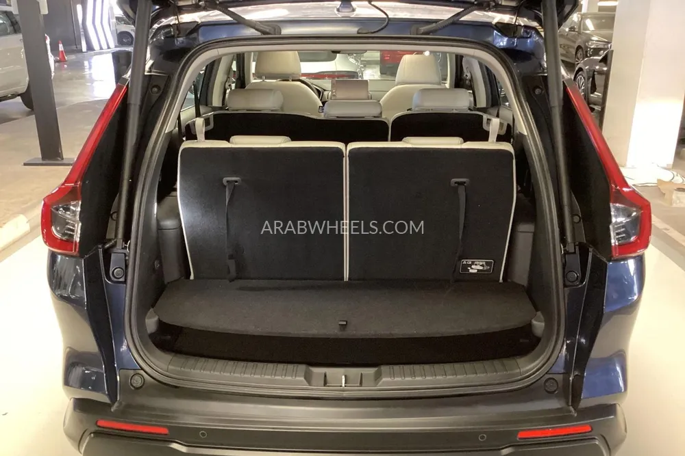 هوندا سي آر-في 2024 for Sale in الشارقة Image-15