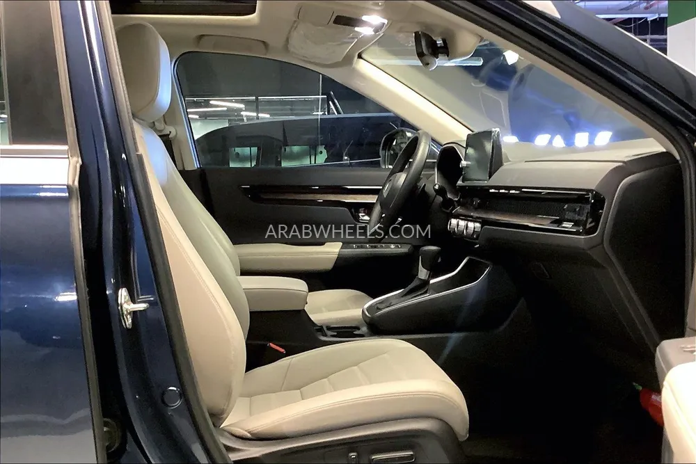 هوندا سي آر-في 2024 for Sale in الشارقة Image-24