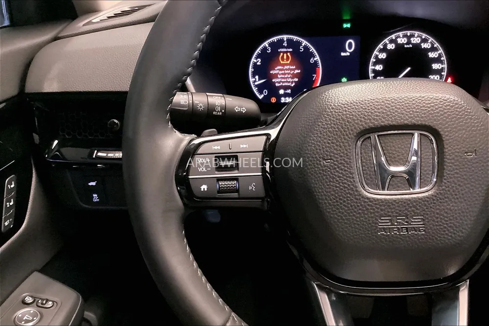 هوندا سي آر-في 2024 for Sale in الشارقة Image-25