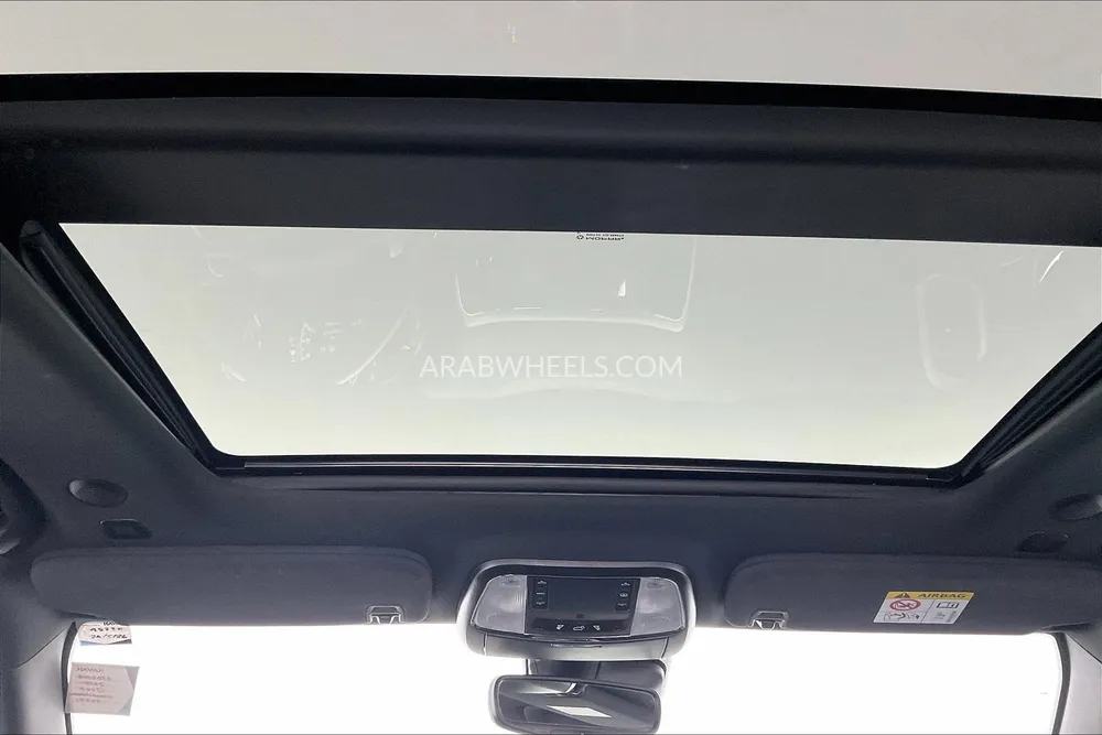 Jeep Grand Cherokee 2018 for Sale in Sharjah Image-20