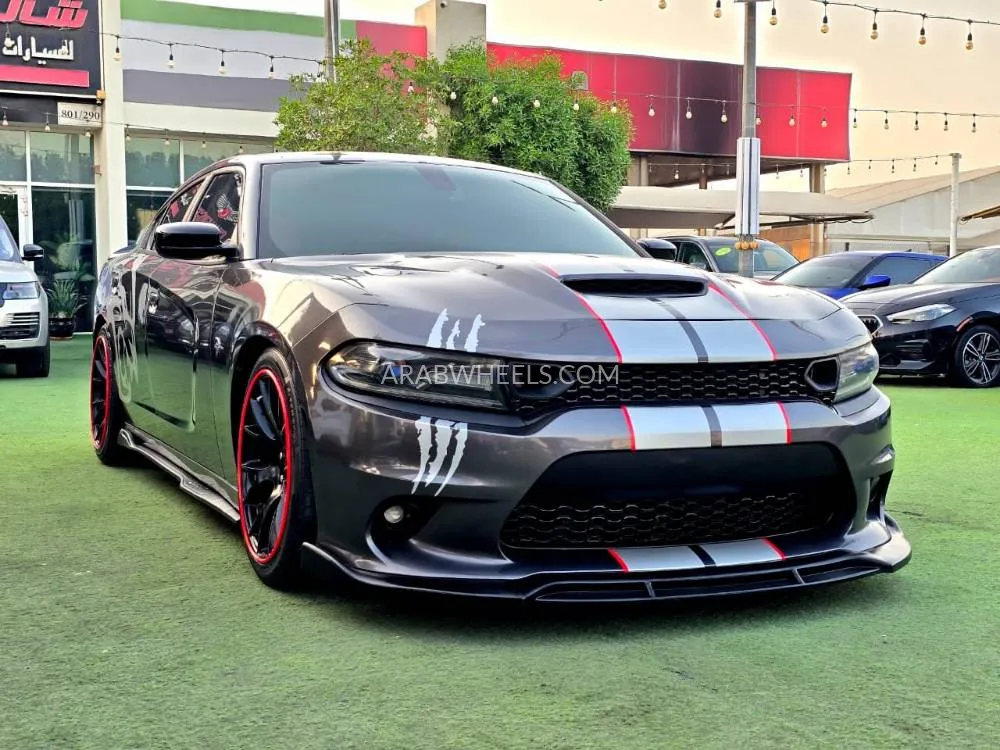 Dodge Charger 2018 for Sale in Sharjah Image-4