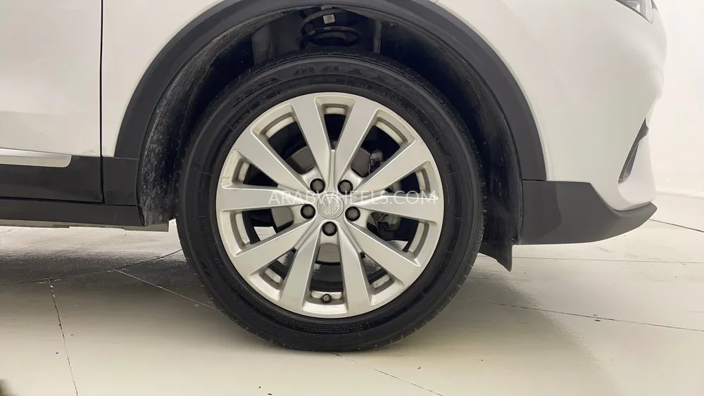 MG ZS 2023 for Sale in Dubai Image-10