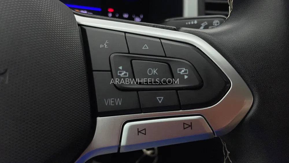 Volkswagen Teramont 2022 for Sale in Dubai Image-40