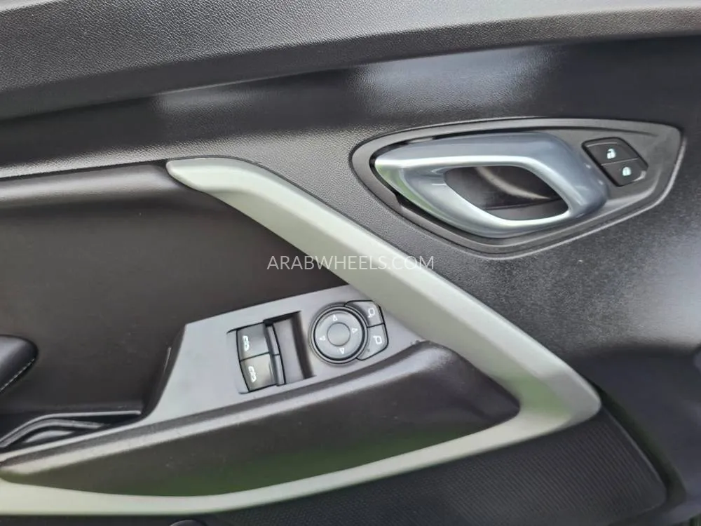Chevrolet Camaro 2022 for Sale in Sharjah Image-15
