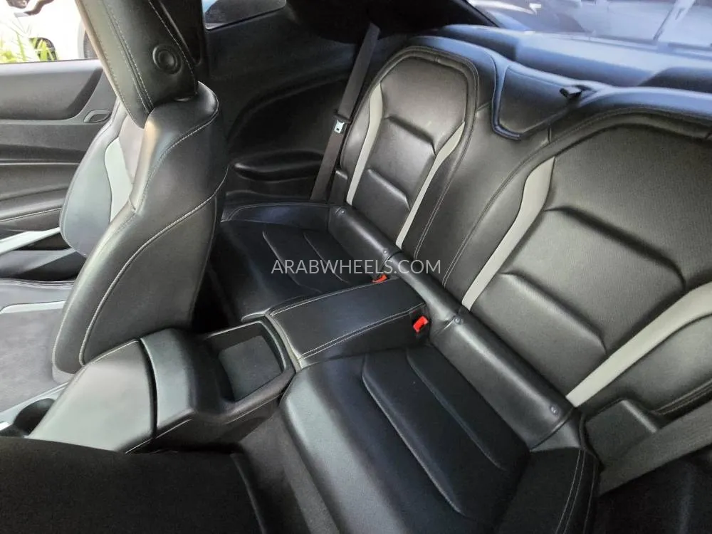 Chevrolet Camaro 2022 for Sale in Sharjah Image-16
