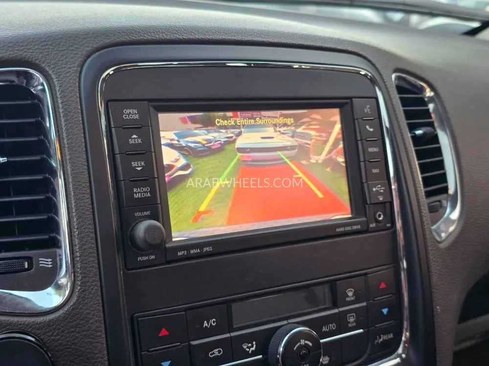 Dodge Durango 2013 for Sale in Sharjah Image-2