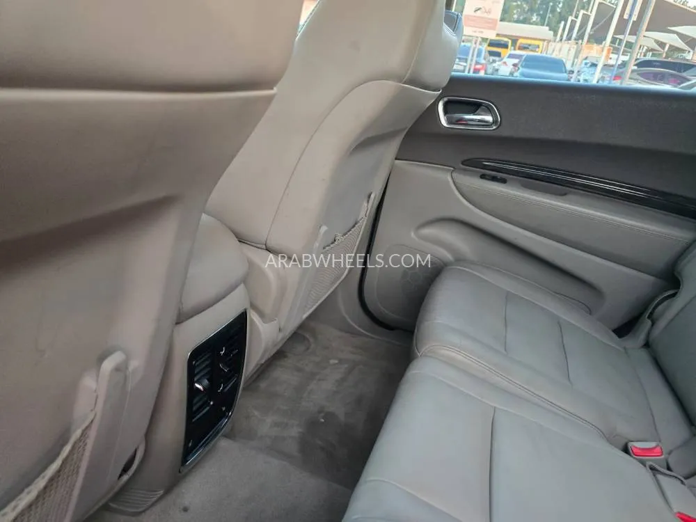 Dodge Durango 2013 for Sale in Sharjah Image-27