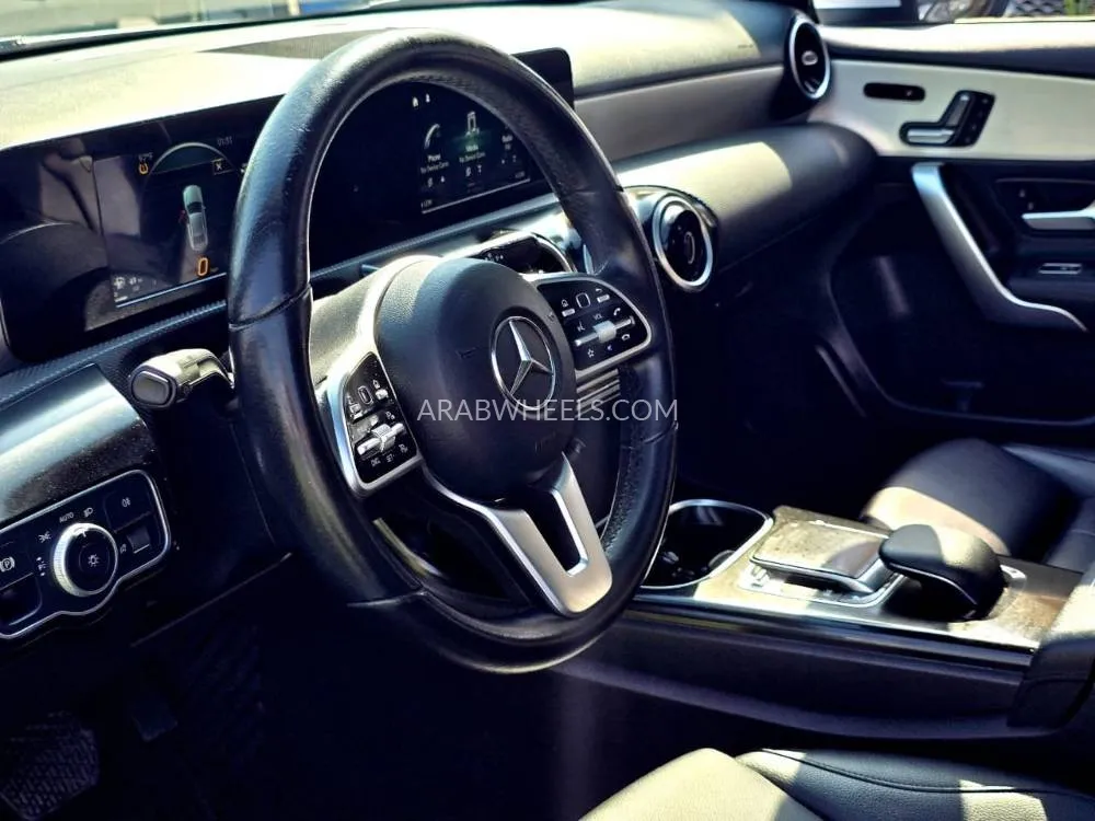 مرسيدس بنز كلاس A 2020 for Sale in الشارقة Image-6