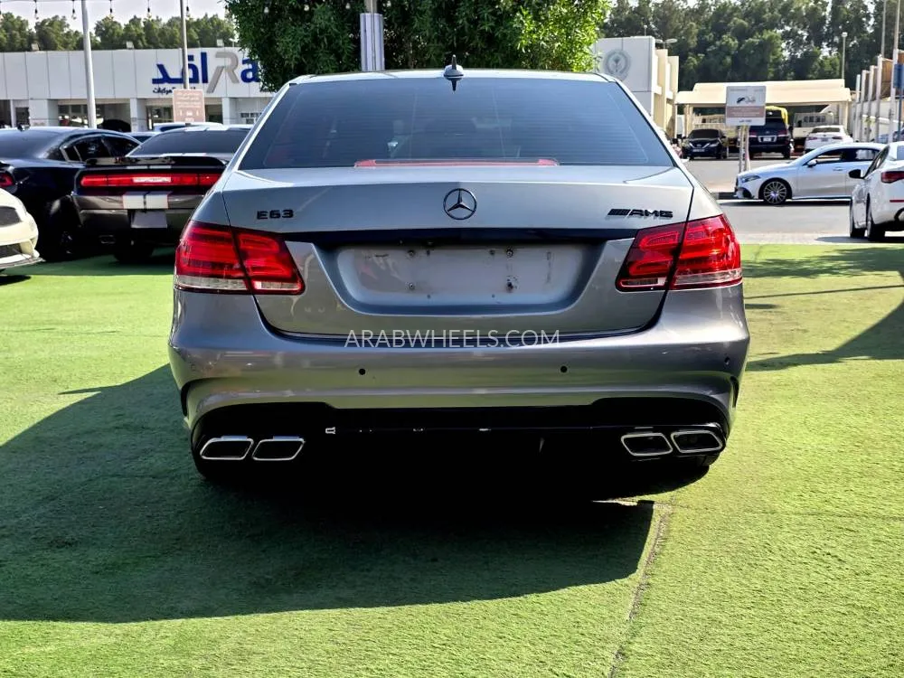 Mercedes Benz E Class 2014 for Sale in Sharjah Image-5