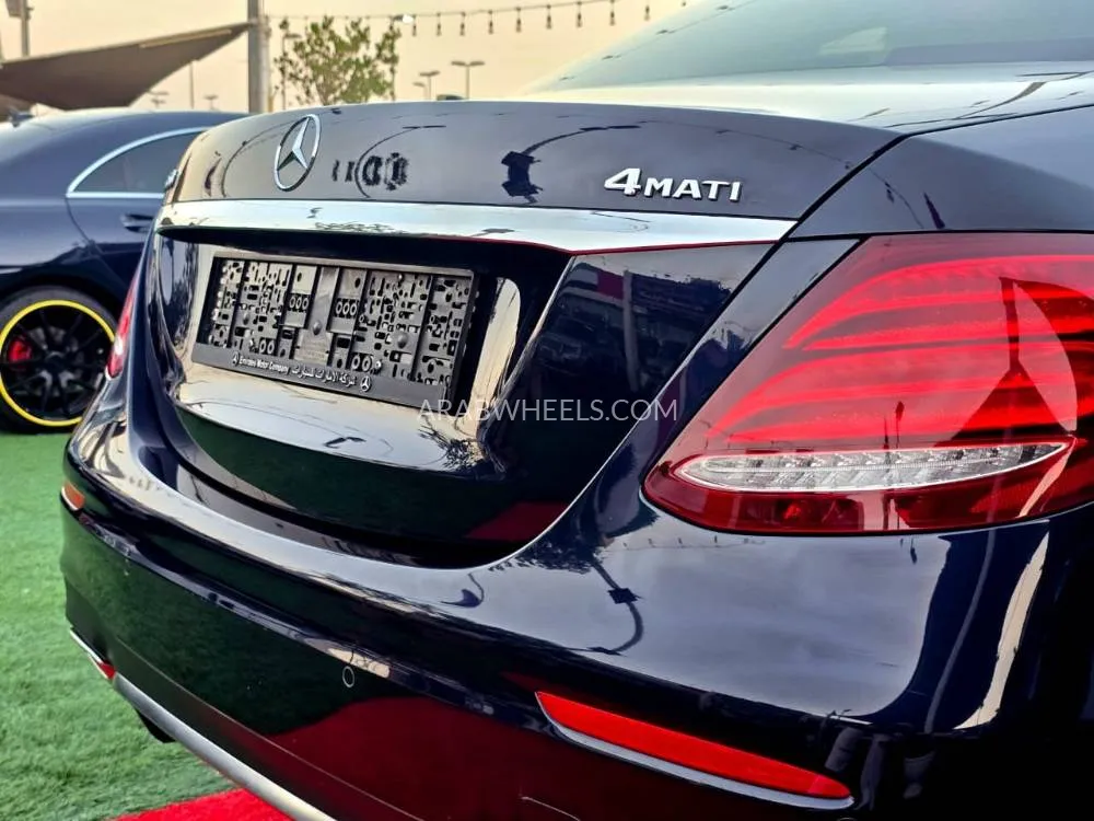 Mercedes Benz E Class 2020 for Sale in Sharjah Image-2