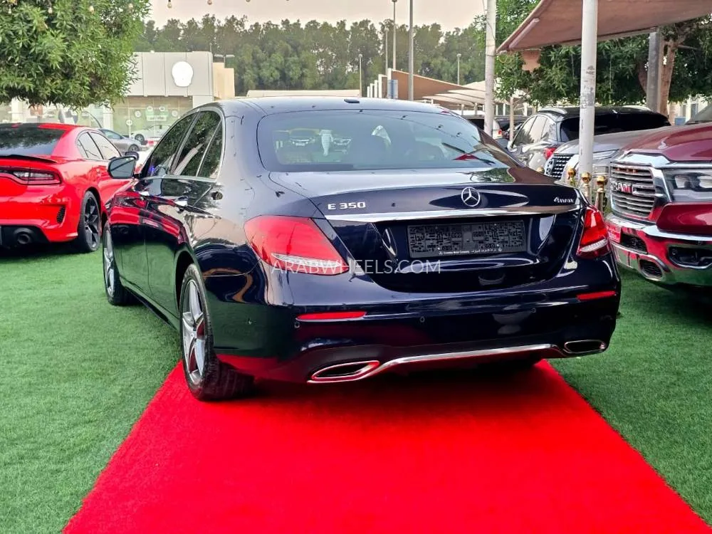 Mercedes Benz E Class 2020 for Sale in Sharjah Image-11