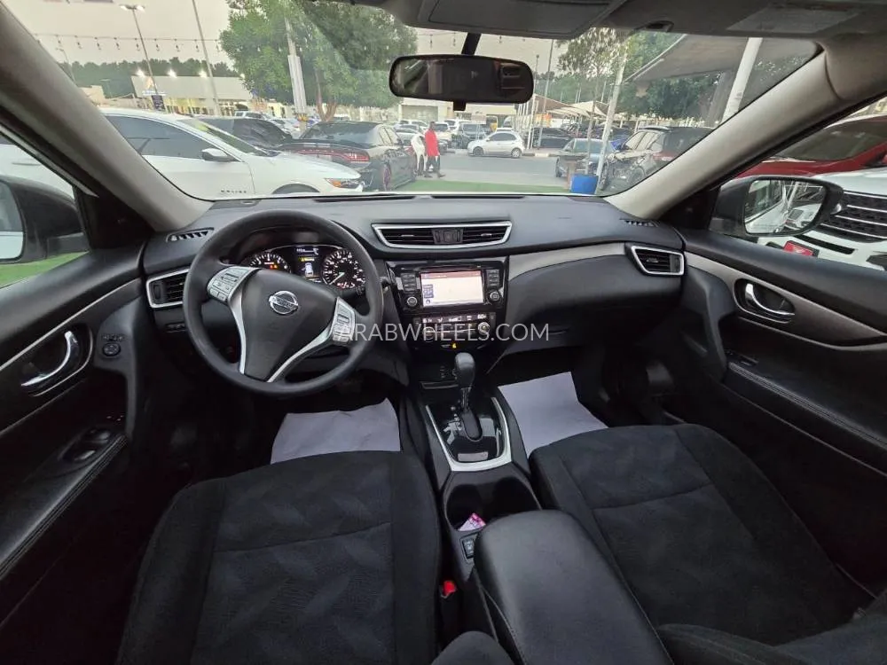 Nissan Rogue 2016 for Sale in Sharjah Image-6