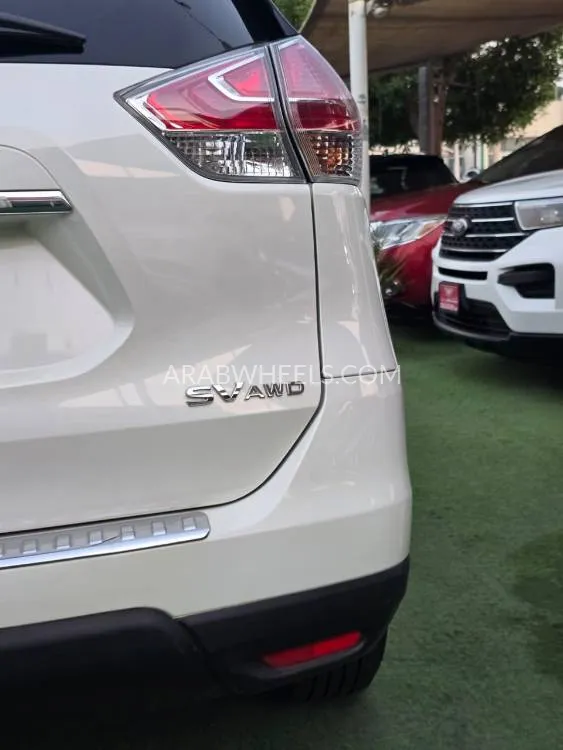 Nissan Rogue 2016 for Sale in Sharjah Image-10