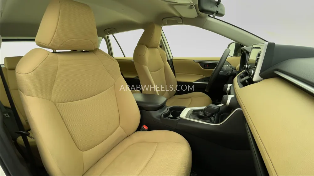 Toyota Rav4 2021 for Sale in Dubai Image-23