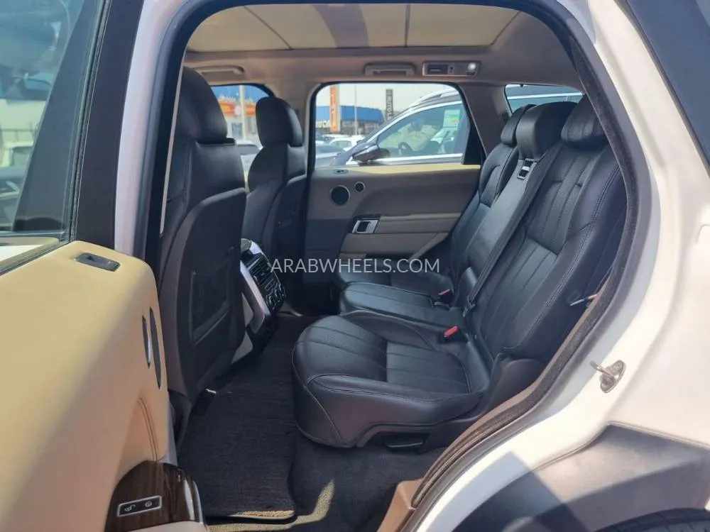 Land Rover Range Rover Sport 2014 for Sale in Dubai Image-17