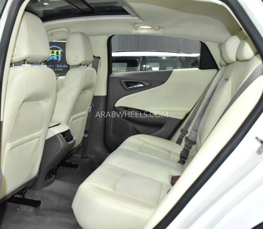 Chevrolet Malibu 2019 for Sale in Dubai Image-18