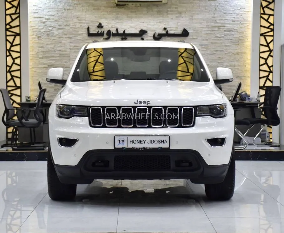 Jeep Cherokee 2020 for Sale in Dubai Image-2