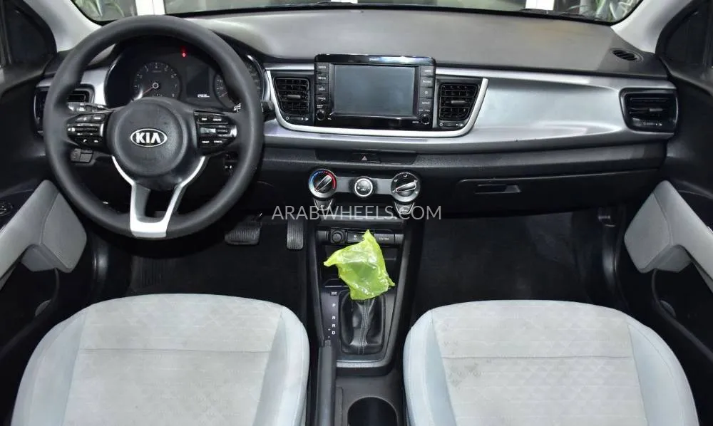 Kia Rio 2020 for Sale in Dubai Image-11
