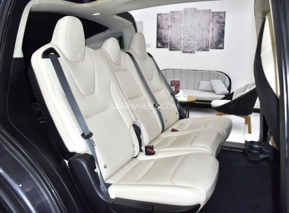 Tesla Model X 2019 for Sale in Dubai Image-15