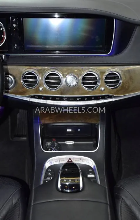 Mercedes Benz CLS Class 2016 for Sale in Dubai Image-16