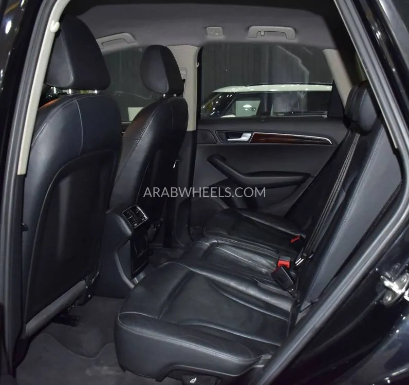 أودي Q5 2012 for Sale in دبي Image-15