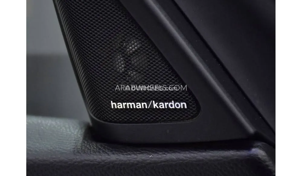 BMW 3 series 2011 for Sale in Dubai Image-16