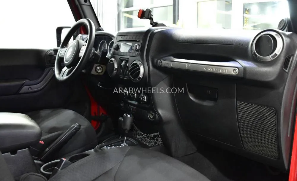 Jeep Wrangler 2014 for Sale in Dubai Image-12