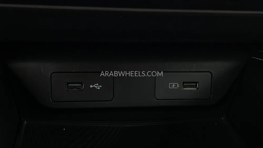 Geely Coolray 2025 for Sale in Dubai Image-43