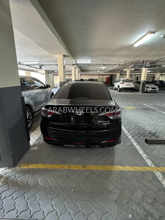 Hyundai Sonata 2018 for Sale in Dubai Image-4