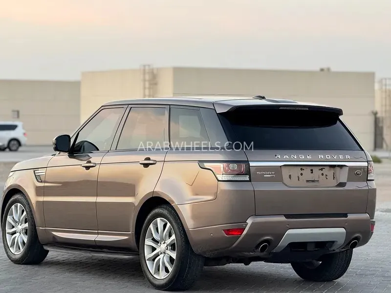 لاند روفر رينج روفر سبورت 2016 for Sale in الشارقة Image-6