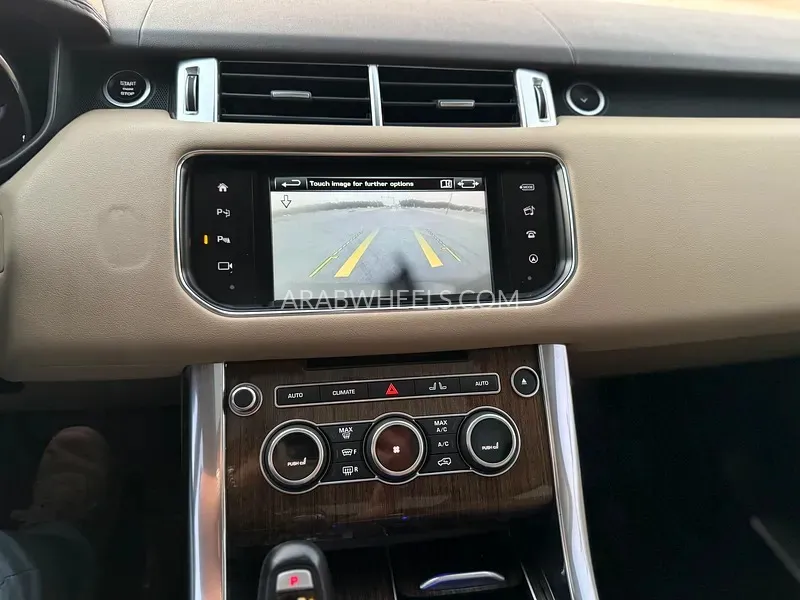 لاند روفر رينج روفر سبورت 2016 for Sale in الشارقة Image-14