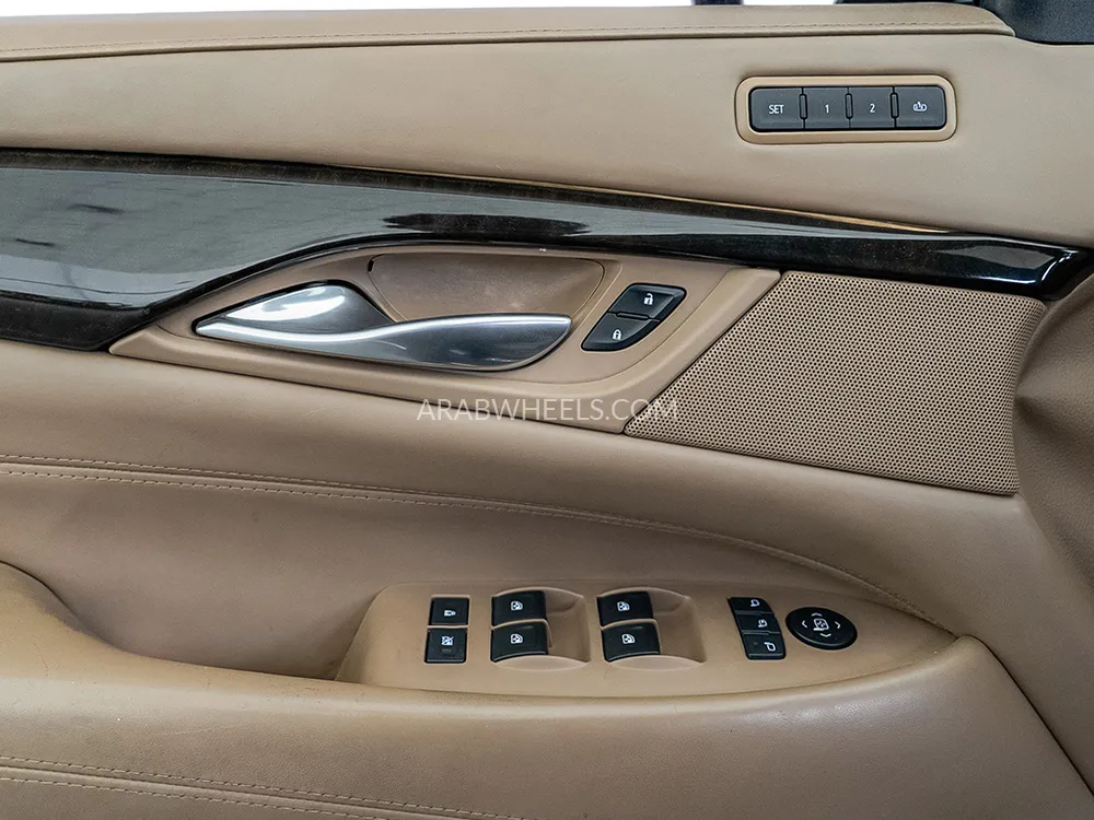 كاديلاك إسكاليد 2019 for Sale in دبي Image-11