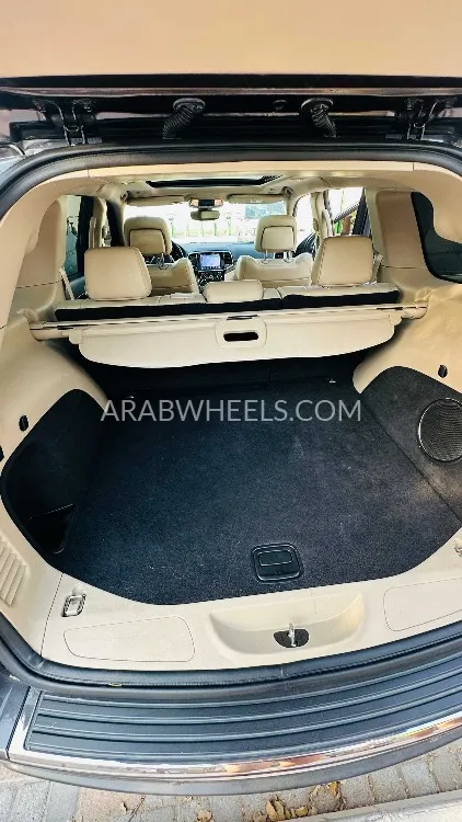 Jeep Grand Cherokee 2020 for Sale in Dubai Image-9