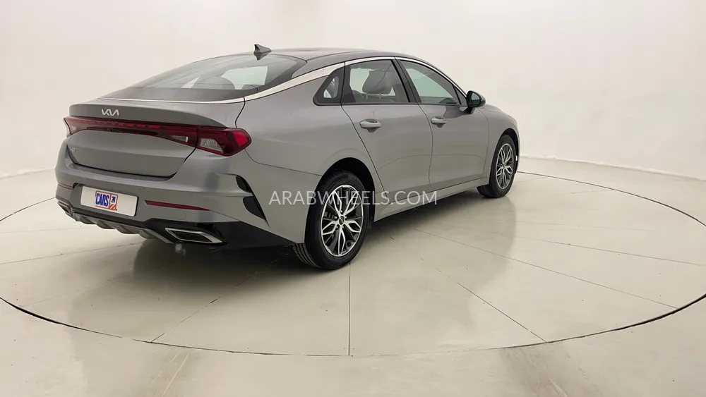 Kia K5 2023 for Sale in Dubai Image-3