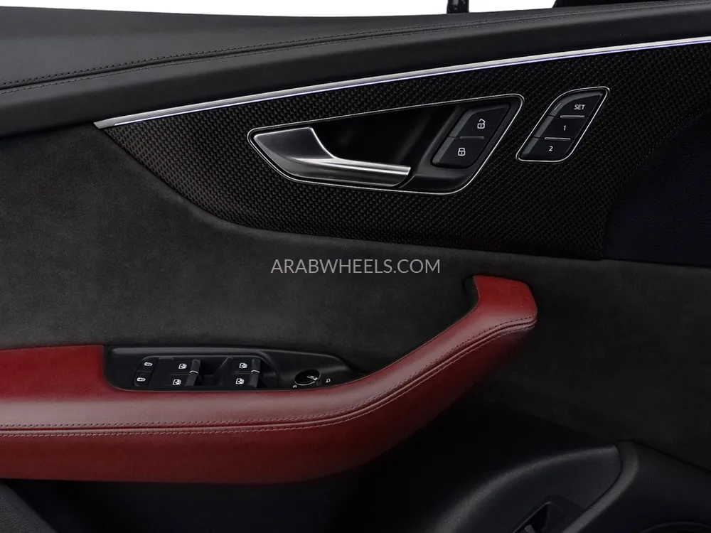 Audi SQ8 2022 for Sale in Dubai Image-11