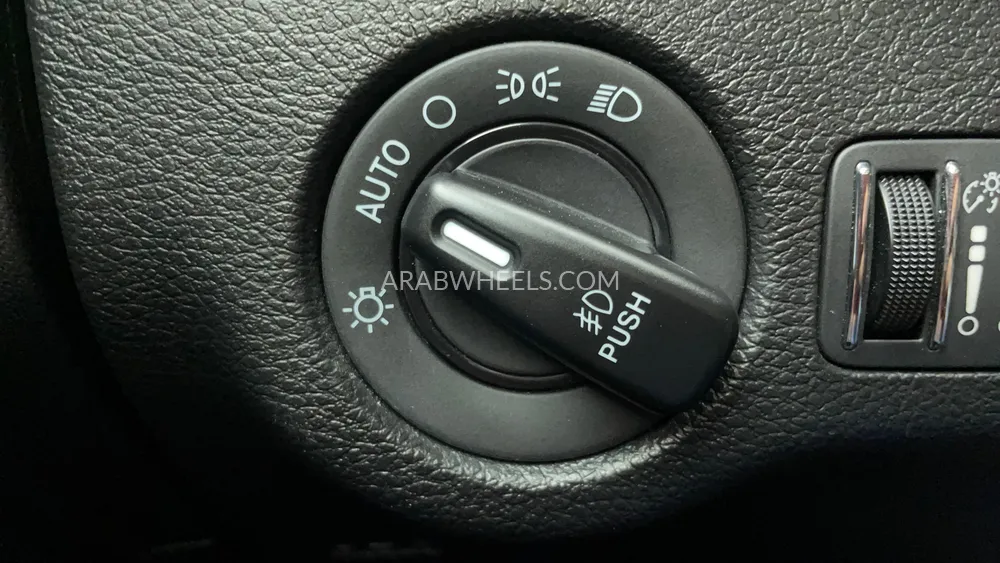 Dodge Charger 2022 for Sale in Dubai Image-36