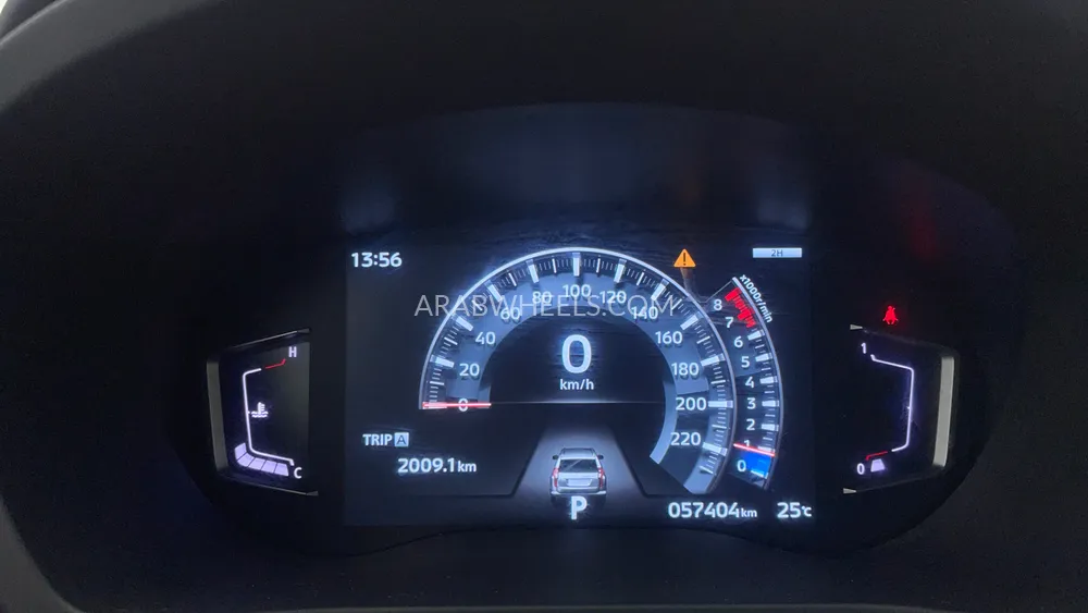 Mitsubishi Montero Sport 2023 for Sale in Dubai Image-13