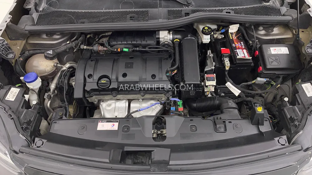 Peugeot 2008 2023 for Sale in Dubai Image-9