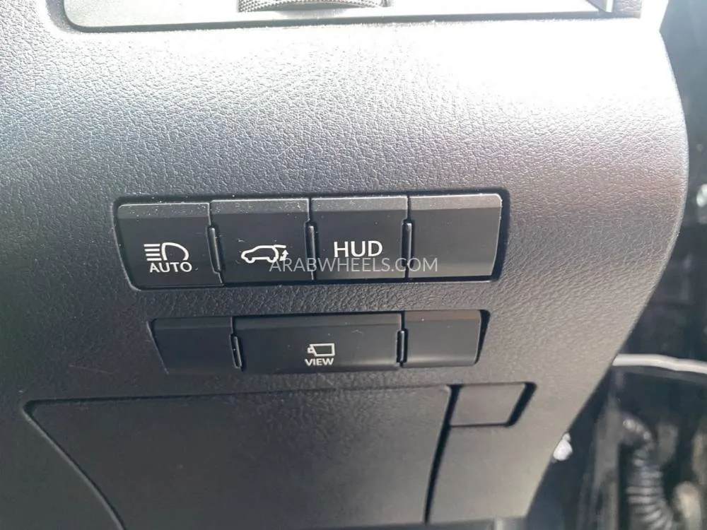 Lexus RX 2019 for Sale in Dubai Image-12