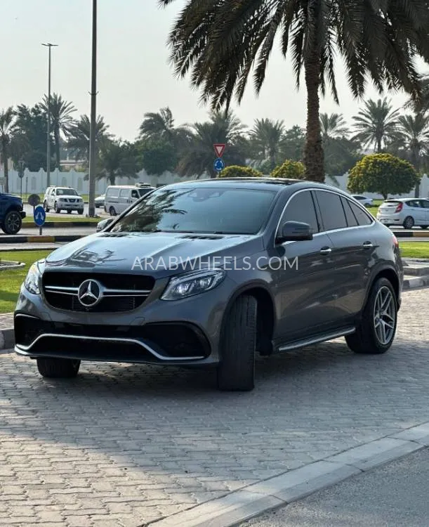Mercedes Benz GLE Class 2017 for Sale in Dubai Image-2