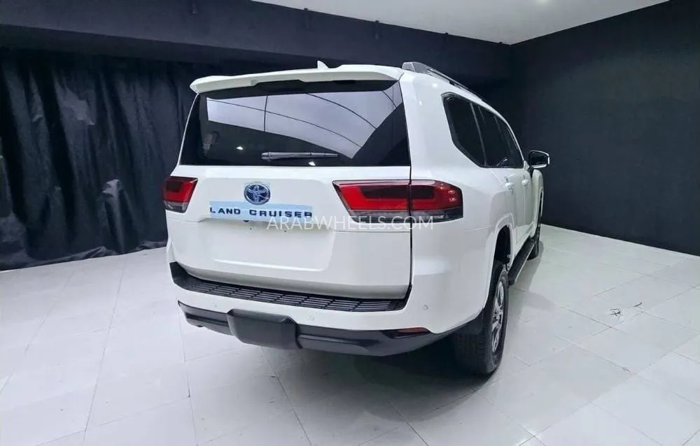 Toyota Land Cruiser 2022 for Sale in Dubai Image-4