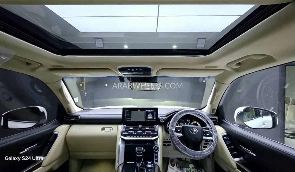 Toyota Land Cruiser 2022 for Sale in Dubai Image-9