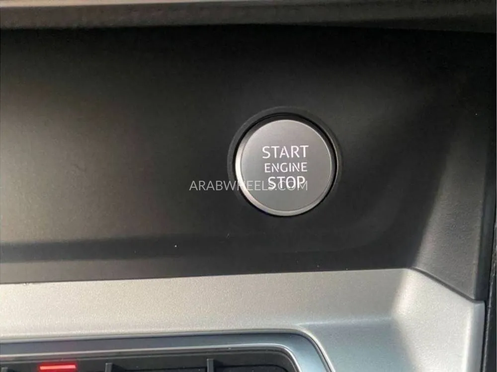 Audi Q3 2020 for Sale in Dubai Image-11