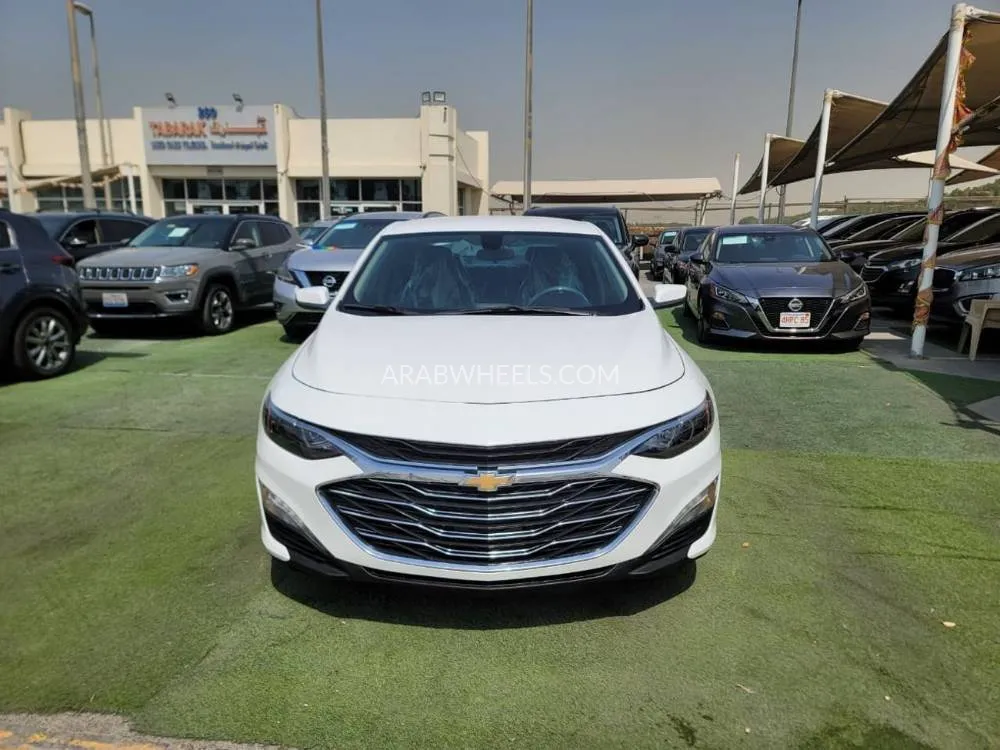 Chevrolet Malibu 2022 for Sale in Sharjah Image-2