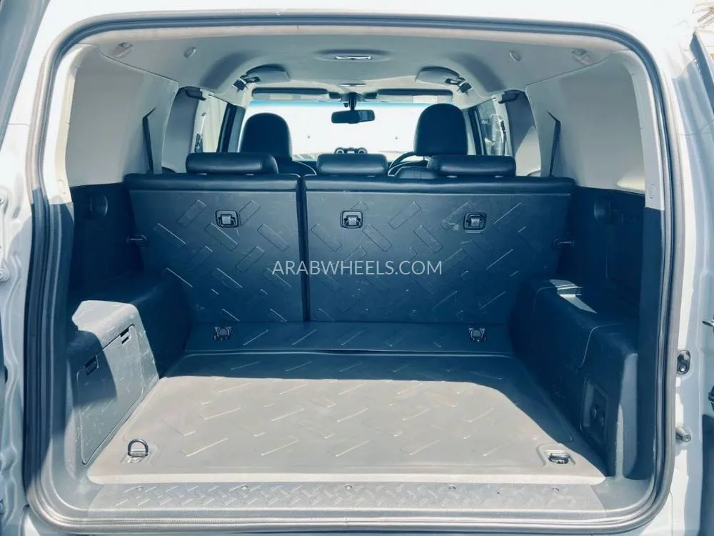 Toyota FJ Cruiser 2015 for Sale in Dubai Image-19