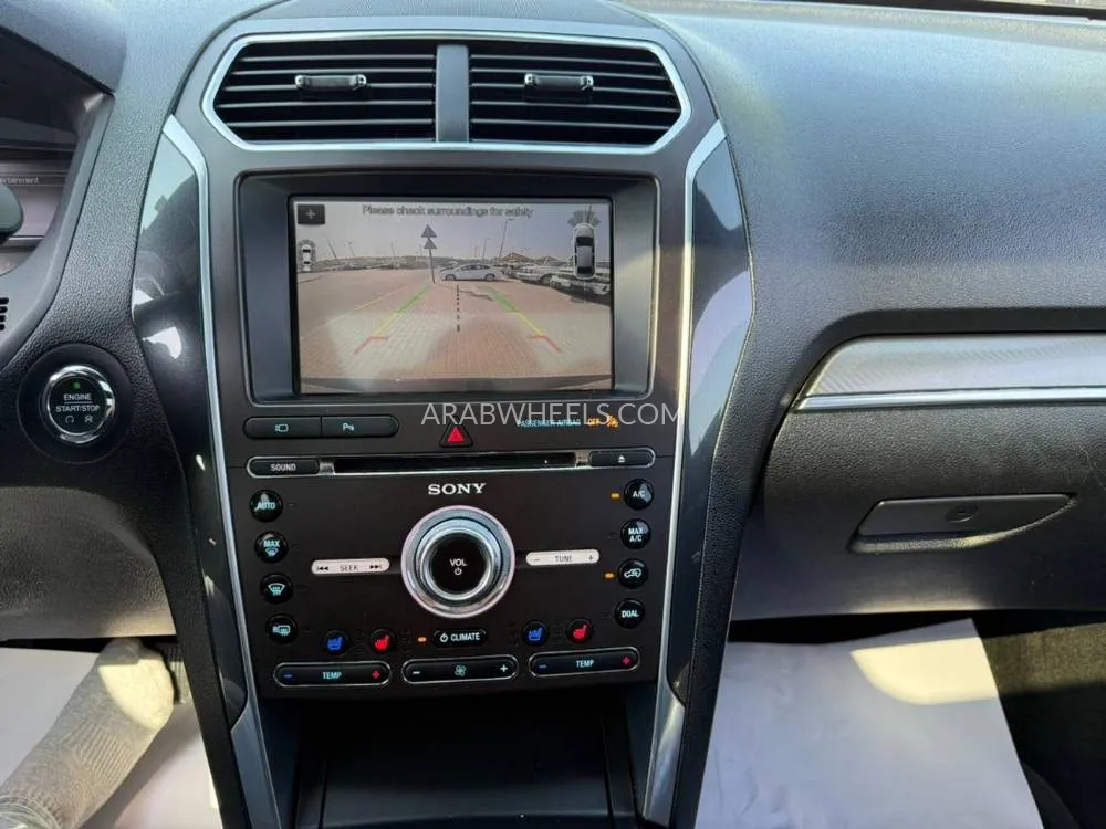 Ford Explorer 2017 for Sale in Sharjah Image-12