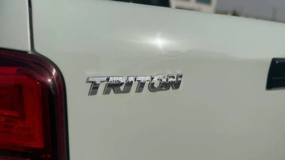 Mitsubishi Triton 2023 for Sale in Dubai Image-11